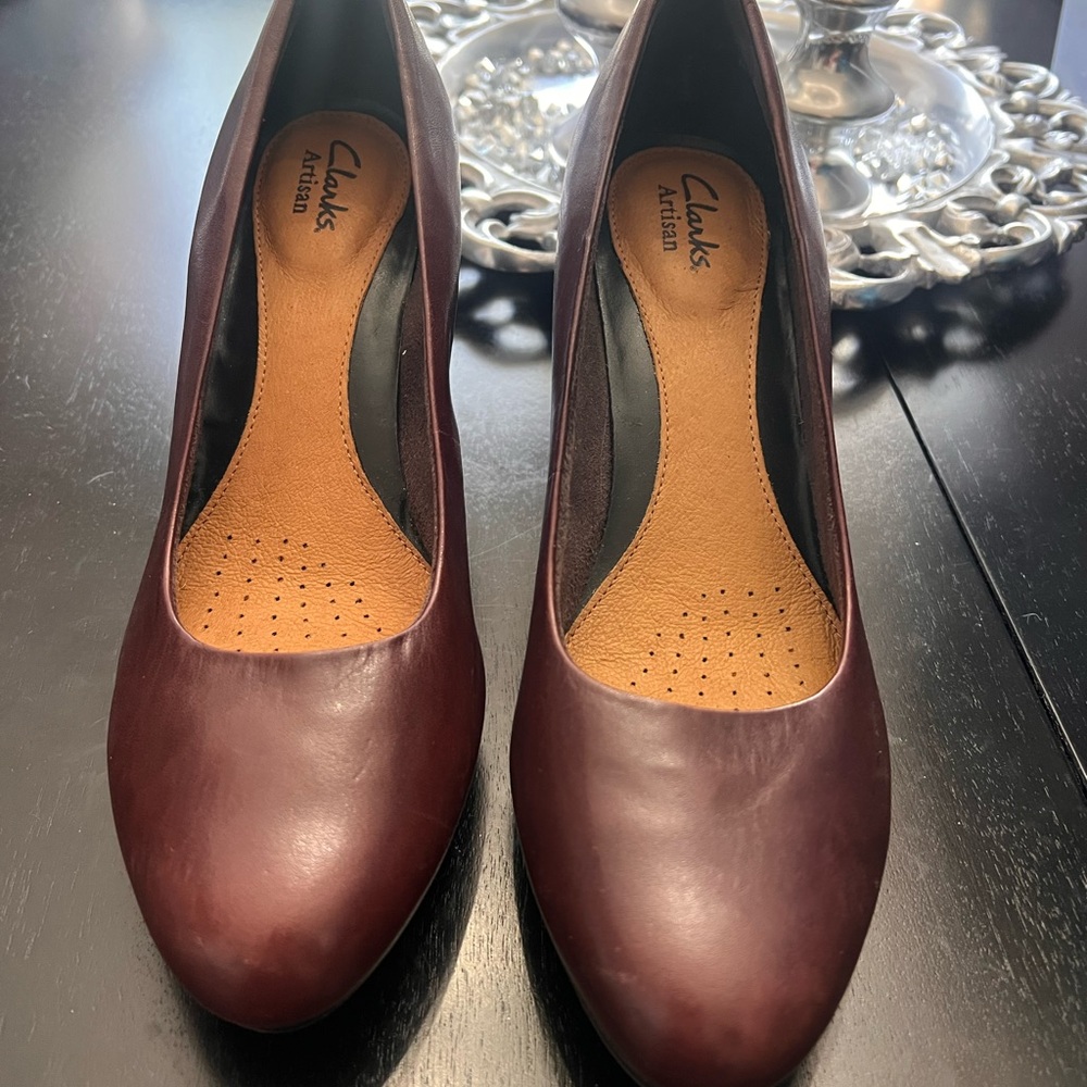 Clarks Artisan Women's Dark Red Heels